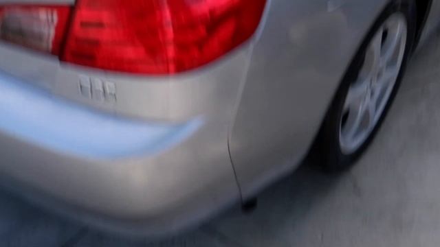 Washing the G 35 w/ Hewii Bee . She needs some good ol loving... смотреть онлайн