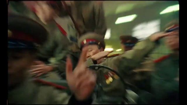 Прикольный танец солдат в Советской форме смотреть онлайн