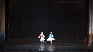 Татарский танец "Подружки".