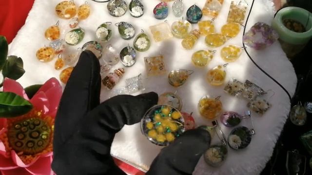 Эпоксидная смола/что из неё делают/сложно ли с ней работать/выгодно ли?/украшения из эпоксидки/DIY