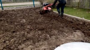 ФРЕЗЕРОВАНИЕ почвы мотоблоком / milling of soil with a motor-block