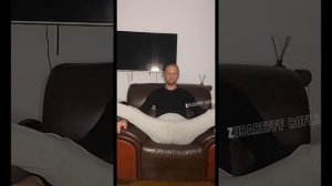 ЗУБАРЕВ ПОКАЗАЛ КАК ДЕЛАЕТ ШПАГАТ / НАРЕЗКА СО СТРИМА #zubarefff
