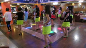 Touch by Touch Line Dance(By Amy Yang)