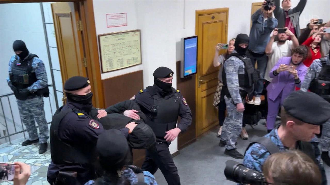 В телефонах задержанных по делу о теракте есть доказательства связи террористов с киевским режимом