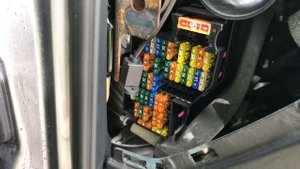 Porsche Gateway Control Unit / Module FUSE #40 RESET