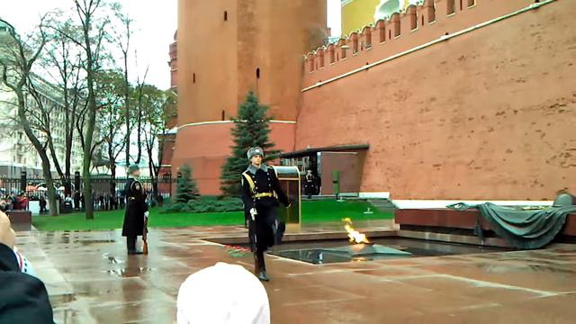 Смена караула у могилы неизвестного солдата. смотреть онлайн