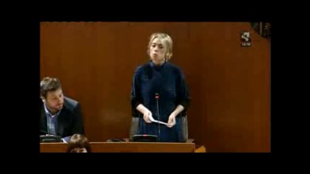 Ibeas se despide del Pleno de las Cortes preguntando a Rudi por el autogobierno de Aragón смотреть онлайн