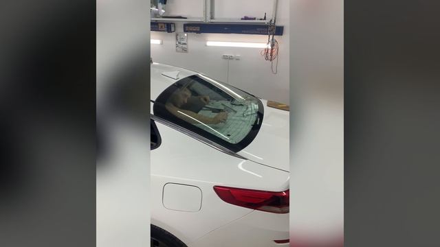 Kia Optima 2019 год. Как затонировать пленкой NDFOS PHP Black 05 Pro Series смотреть онлайн