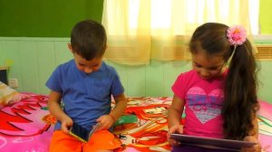 Младшим нужно уступать...  СМЕШНЫЕ ДЕТИ!!!