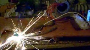 Опыт с изолирующим трансформатором1.avi