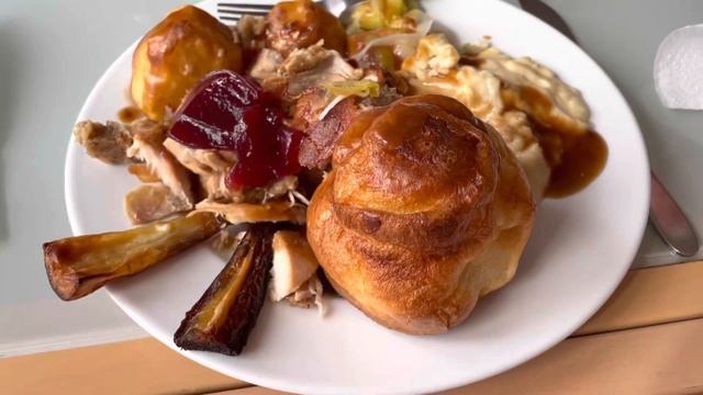 Обед на Пасху. 9-04-2023 смотреть онлайн