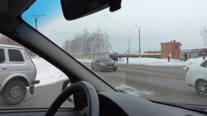 Уроки вождения - Выезд налево с второстепенной дороги