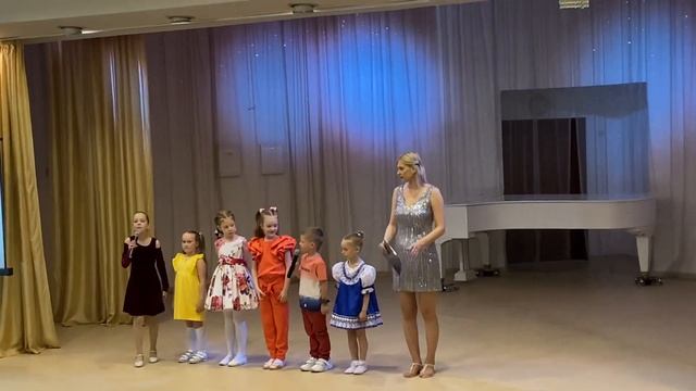 В гостях у сказки Василиса выступление смотреть онлайн