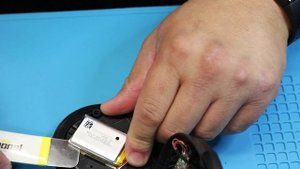 Sennheiser HD 4.40BT / HD 4.50BTNC Battery / Ear Pad Replacement in 5 minutes!
