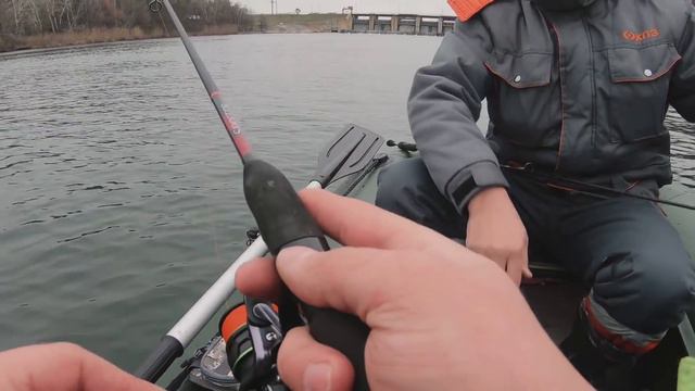 РЫБАЛКА на ЛОВУШКИ!!! НАШЛИ СТОЯНКУ ОКУНЯ и ДУБАСИЛИ до НОЧИ смотреть онлайн