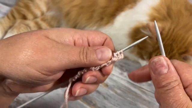 Узоры спицами. Жемчужные дорожки со снятой петлей. Knitting patterns. Pearl tracks. смотреть онлайн