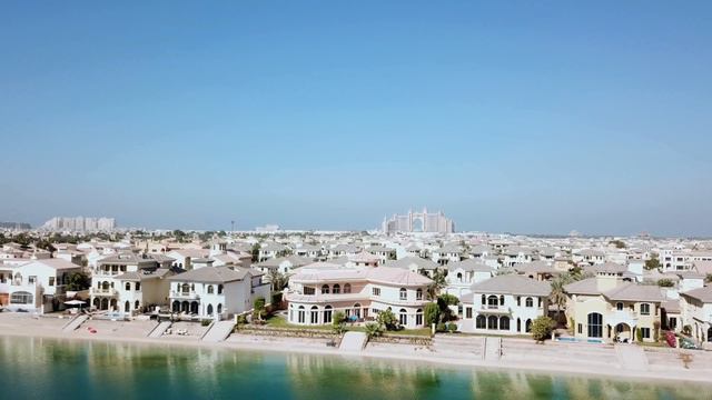 The Palm Jumeirah, Dubai, UAE смотреть онлайн