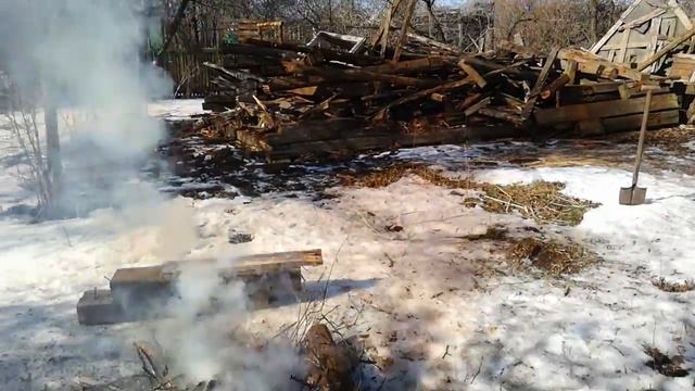 Пионерский костер из сырых веток смотреть онлайн