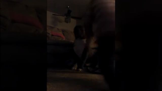 Aubree's EPIC FALL video! W/ my dog Chinook! смотреть онлайн