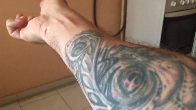 Хочешь вставлю это внутрь себя?#выживание