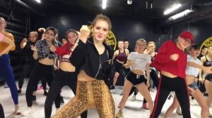"On fleek" танец дэнсхолл от Полины Дубковой