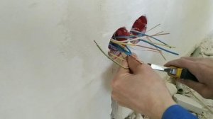 Как соединить провода в подрозетниках без распределительных коробок
