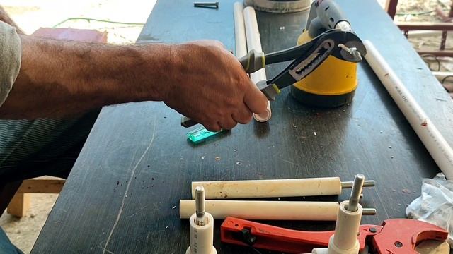 что можно сделать из обрезков пластиковых труб смотреть онлайн