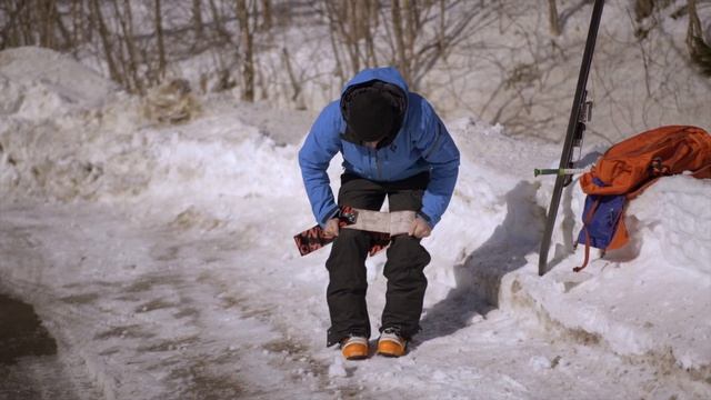 How To Use Climbing Skins When Ski Touring in the Backcountry смотреть онлайн