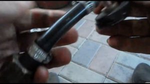 Как заправить маленький газовый баллончик.