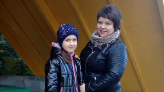 Поздравление ко Дню Матери от 6 „Д" Класса смотреть онлайн