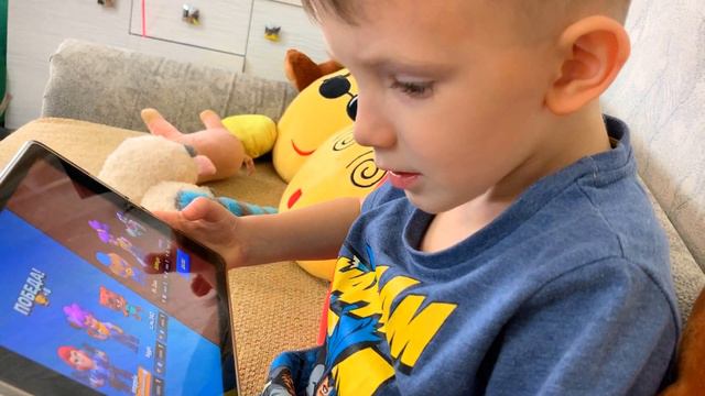 Променял ПУШКА на BRAWL STARS! Марк и Чебурек ПОДСЕЛИ на БРАВЛ СТАРС? смотреть онлайн