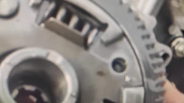 Bajaj Boxer. Почему срывает заклёпки с демпфера сцепления? Ч1 смотреть онлайн