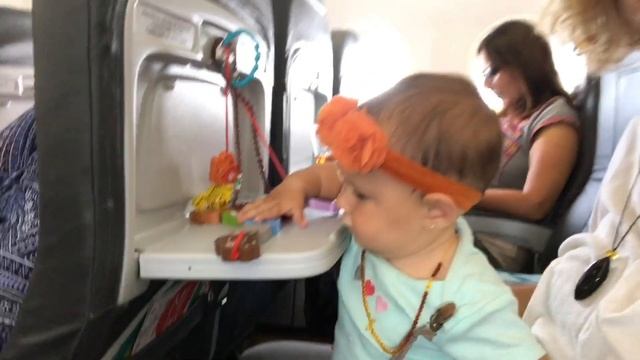 MOM TALK - AIRPLANES & STROLLERS смотреть онлайн