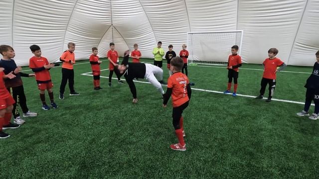 ЛАГЕРЬ, В КОТОРОМ ИГРАЮТ В ФУТБОЛ/КАК ПРОШЁЛ ОСЕННИЙ ИНТЕНСИВ от ЕФРЕМА ВАРТАНЯНА смотреть онлайн