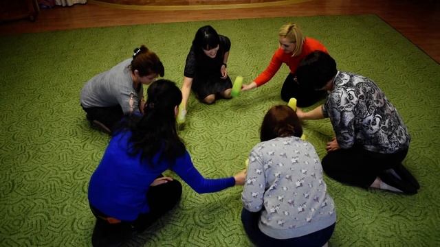 Игры на развитие чувства ритма со стаканчиками смотреть онлайн