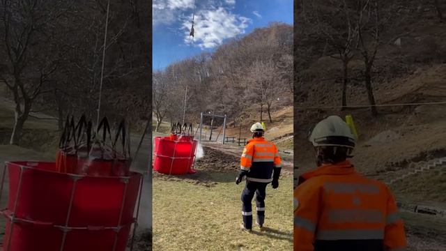 забор воды для тушения пожара вертолётом Н125