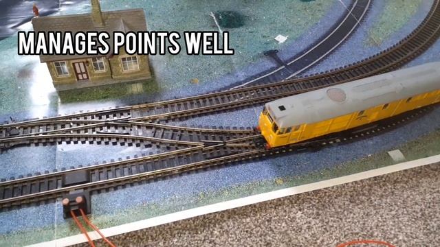 Hornby Network Rail Class 31 Review (Best OO Gauge Locomotive?) смотреть онлайн