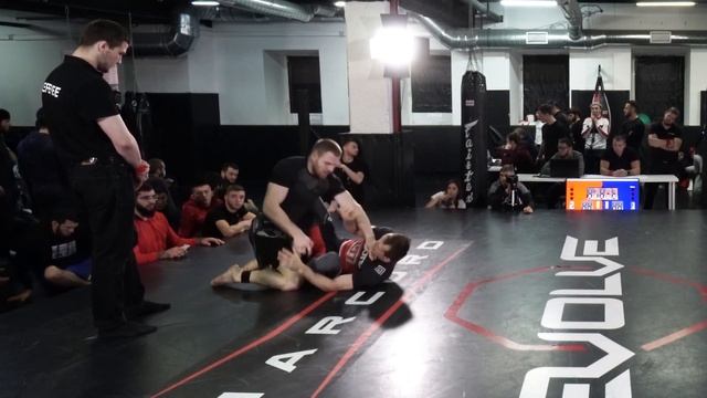 ПАВЕЛ ИСАЕВ (Evolve BJJ) vs МИХАИЛ ВАСИЛЕНКО (Team Strela) / EVOLVE GRAPPLING CUP NoGi смотреть онлайн