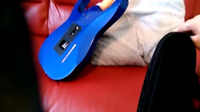 Lo-Fi guitarist. general Waffling on Thursday, 14th NOV 2019. Ibanez RG350 in blue & RG270 in Black смотреть онлайн