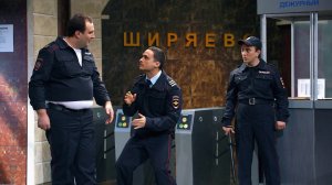 Однажды в России: Патруль полиции в метро