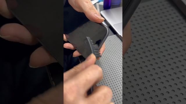 Чистка динамика iPhone 11 без разборки эффективно и быстро