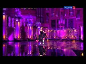 Новогоднее шоу - 2013. Евгения Образцова "Анюта"