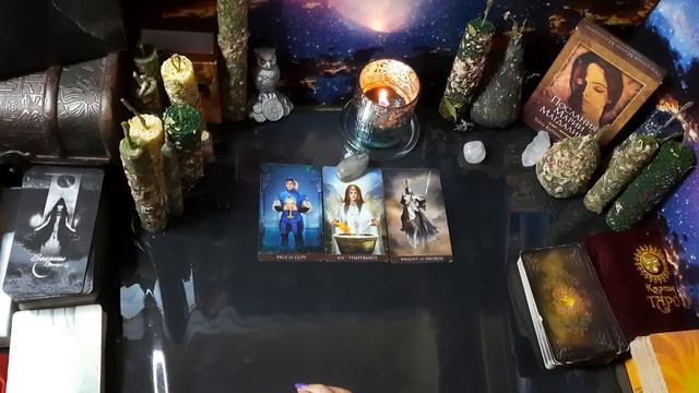 Готовить ремень или пряник,для врагов своих?Гадание на картах Таро онлайн Карты Таро. смотреть онлайн