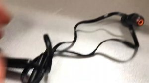 Наушники Beats Flex