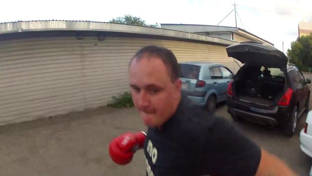 Бокс с Саньком 13 раунд смотреть онлайн