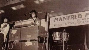 MANFRED MANN'S EARTH BAND - The Roaring Silence (FULL ALBUM)