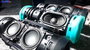 JBL CHARGE 4 VS. JBL CHARGE 3 | BASS TEST !!! 100% VOLUME | PERFECT FOCUS !!! GALAXY S3 CAMERA !!!