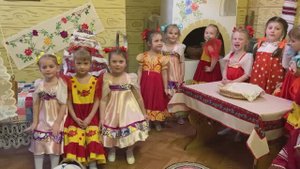 Русская народная песня "Было у матушки 12 дочерей"