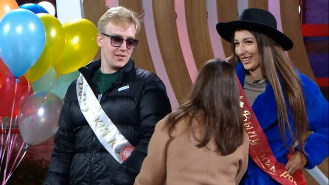 Яна Африкантова унизила Никиту Емеличева на лобном