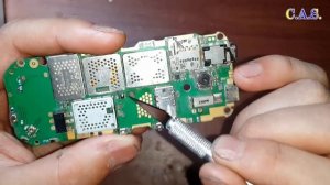 Nokia 5130 XM не включается, нуль реакции на кнопку включения